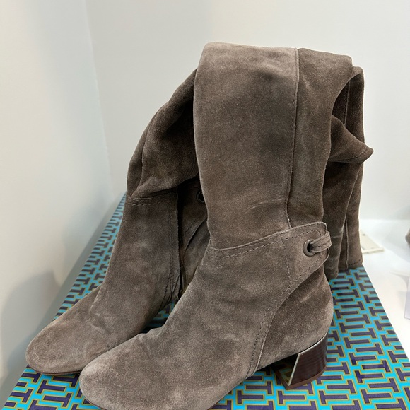 Tory Burch  boots - Picture 6 of 6